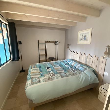La Cabane De Lily - T2 Classe 3 Etoiles Rochefort  Luaran gambar
