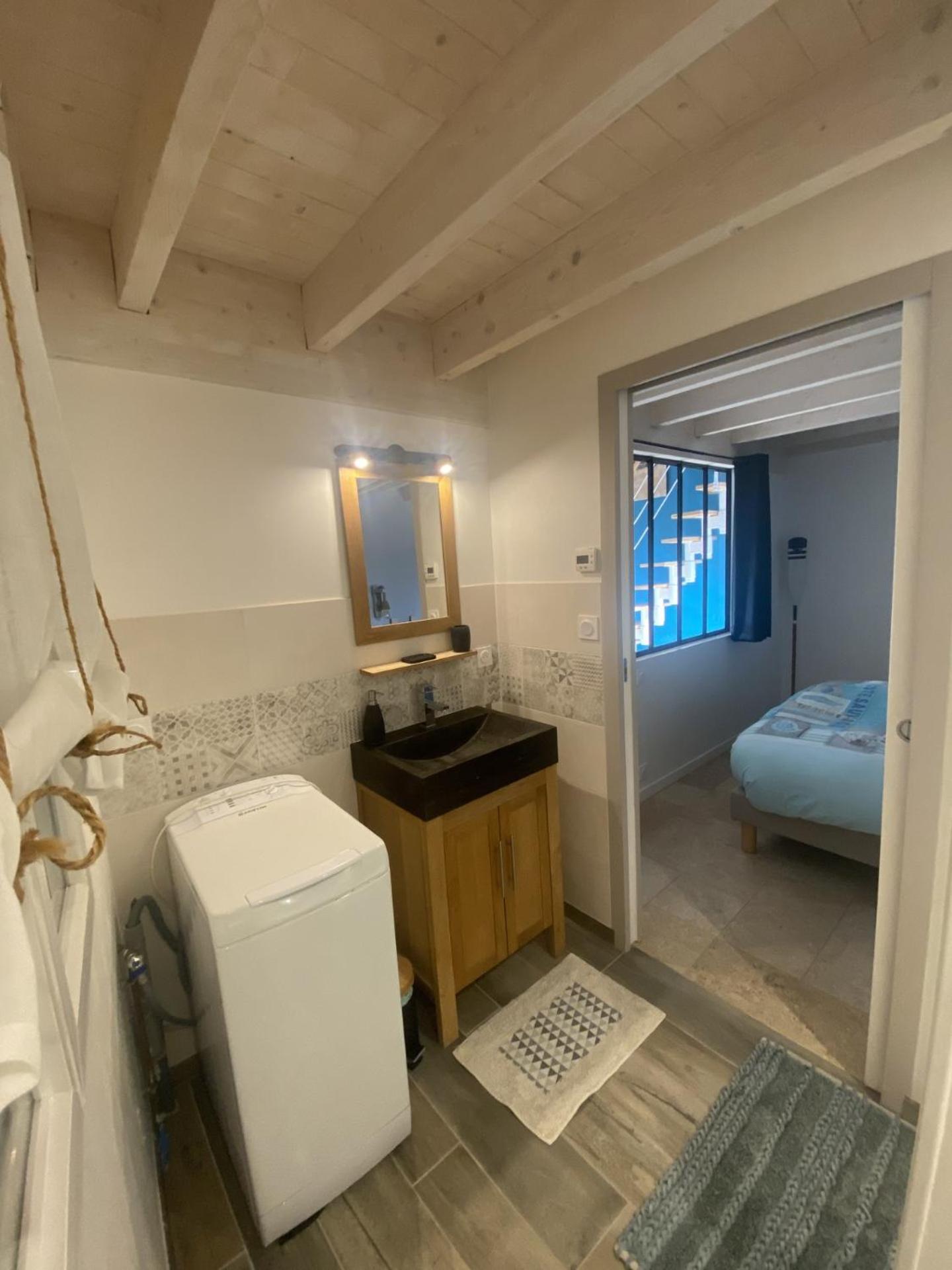 La Cabane De Lily - T2 Classe 3 Etoiles Rochefort  Luaran gambar